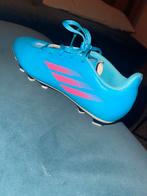 Blauwe Adidas Voetbalschoenen, Sport en Fitness, Voetbal, Maat XS of kleiner, Ophalen, Zo goed als nieuw, Schoenen