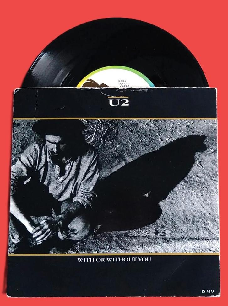 Top2000#0080 U2 - With or without you (Maxi UK*), Cd's en Dvd's, Vinyl Singles, Zo goed als nieuw, Single, Overige genres, 7 inch