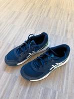Asics indoor schoenen Maat 37,5, Ophalen of Verzenden, Zo goed als nieuw, Jongen of Meisje, Schoenen