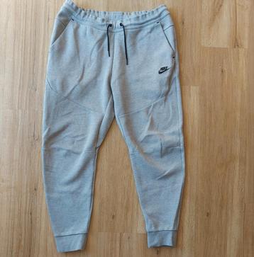 Nike broek sportbroek grijs maat M beschikbaar voor biedingen