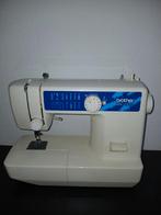 Brother BS 2410 naaimachine met originele assecoires, Hobby en Vrije tijd, Naaimachines en Toebehoren, Ophalen of Verzenden, Zo goed als nieuw