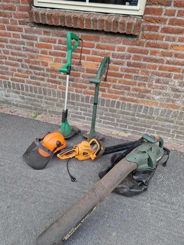 Diverse tuinmachines. 2x bosmaaier heggenschaar bladblazer beschikbaar voor biedingen