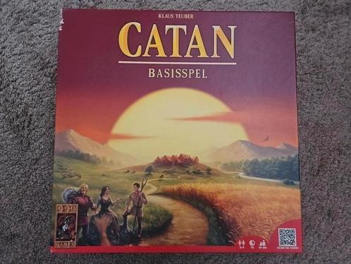 Kolonisten van Catan - basisspel (bordspel), Hobby en Vrije tijd, Gezelschapsspellen | Bordspellen, Zo goed als nieuw, Drie of vier spelers