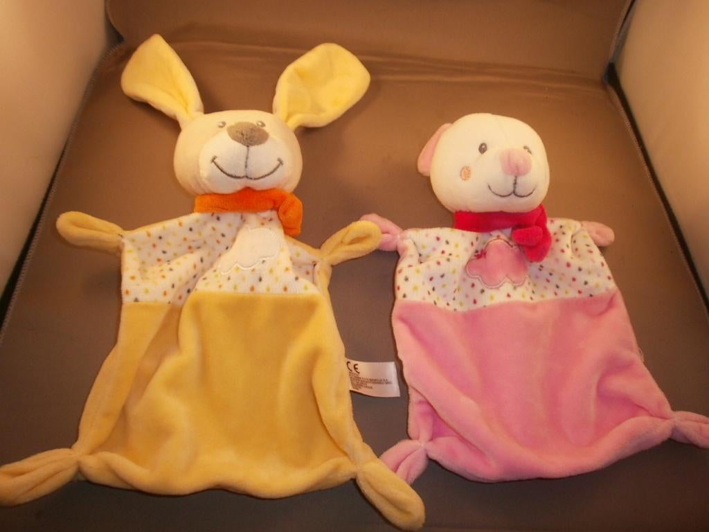 nicotoy konijn of beer met wolk op doek blauw geel of roze, Kinderen en Baby's, Speelgoed | Knuffels en Pluche, Ophalen of Verzenden