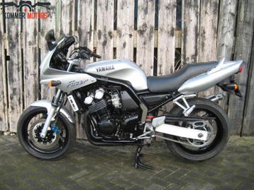 YAMAHA FZS 600 FAZER (bj 2001) beschikbaar voor biedingen