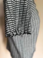 Zara Zwart/wit top - Maat L, Maat 42/44 (L), Ophalen of Verzenden, Zo goed als nieuw, Korte mouw