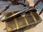 18e eeuws ruiter pistool, ca 1760. Prachtig exemplaar, Antiek en Kunst, Ophalen of Verzenden