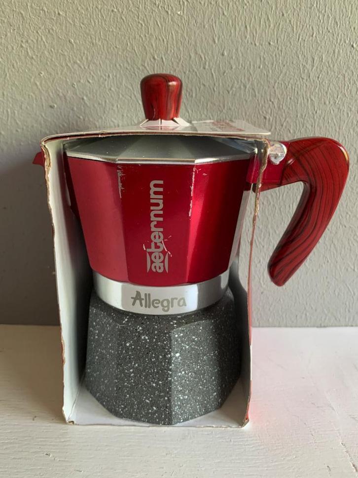 NIEUWE Allegra Aeternum Espresso Maker Essential Red 3 TZ, Witgoed en Apparatuur, Koffiezetapparaten, Nieuw, Gemalen koffie, Espresso apparaat