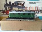 HAG 235 RE 4/4 lindengroen AC ovp, Hobby en Vrije tijd, Modeltreinen | H0, Wisselstroom, Locomotief, Ophalen of Verzenden, Zo goed als nieuw