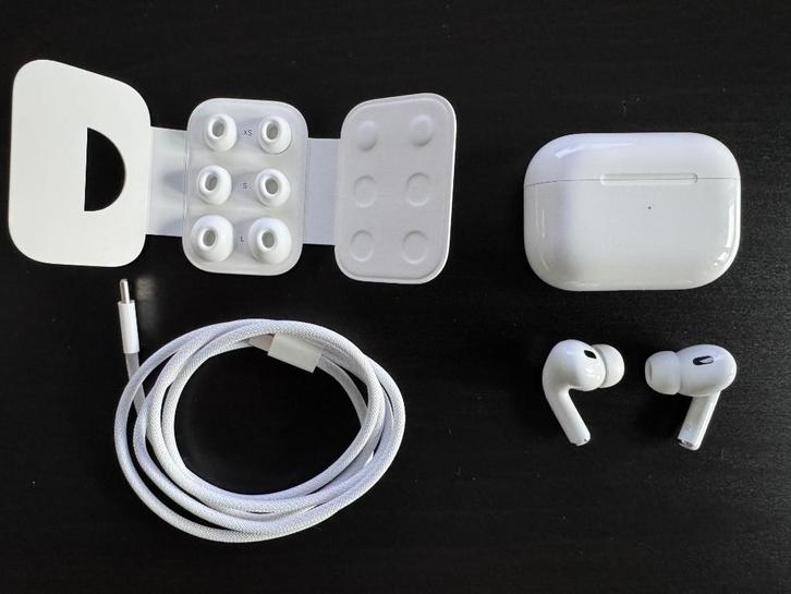 Air Poda apple en MEER computer, Telecommunicatie, Mobiele telefoons | Hoesjes en Frontjes | Apple iPhone, Zo goed als nieuw, Ophalen of Verzenden