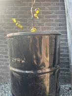 2 plantenbakken olievat met perenboom, Tuin en Terras, Bloembakken en Plantenbakken, Ophalen, Zo goed als nieuw, Rond, Kunststof