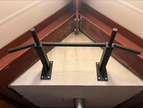 Fitness Pull up bar /optrek stang zwart nieuw, Sport en Fitness, Fitnessapparatuur, Zo goed als nieuw, Krachtstation, Armen, Borst