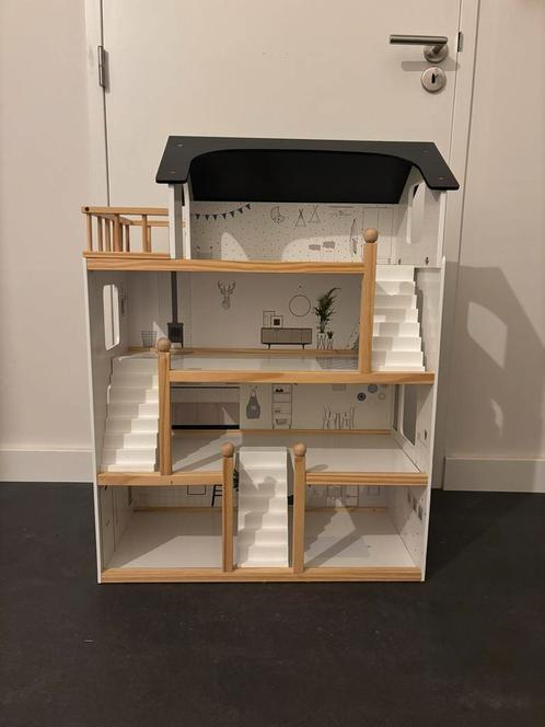 Petit Amelie poppenhuis compleet, Kinderen en Baby's, Speelgoed | Poppenhuizen, Zo goed als nieuw, Poppenhuis, Ophalen