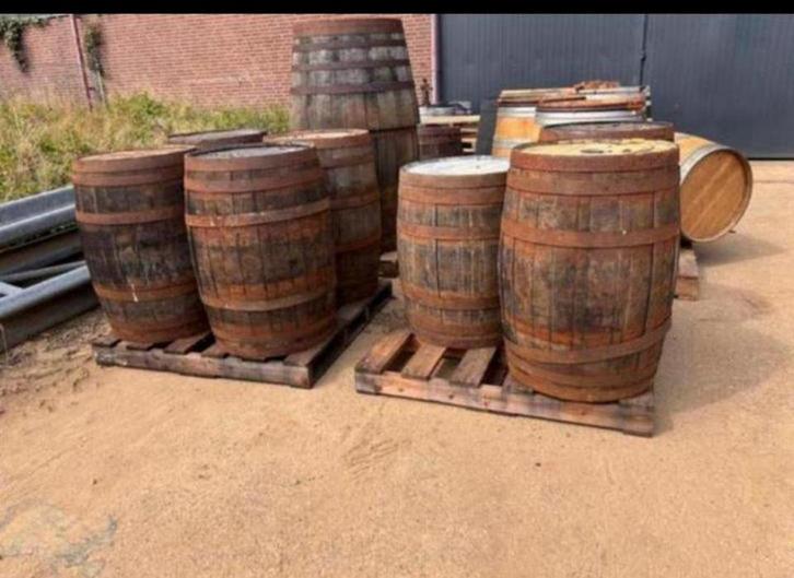 Partij van 7 whiskeyvaten, Tuin en Terras, Regentonnen, Gebruikt, 150 liter of meer, Ophalen
