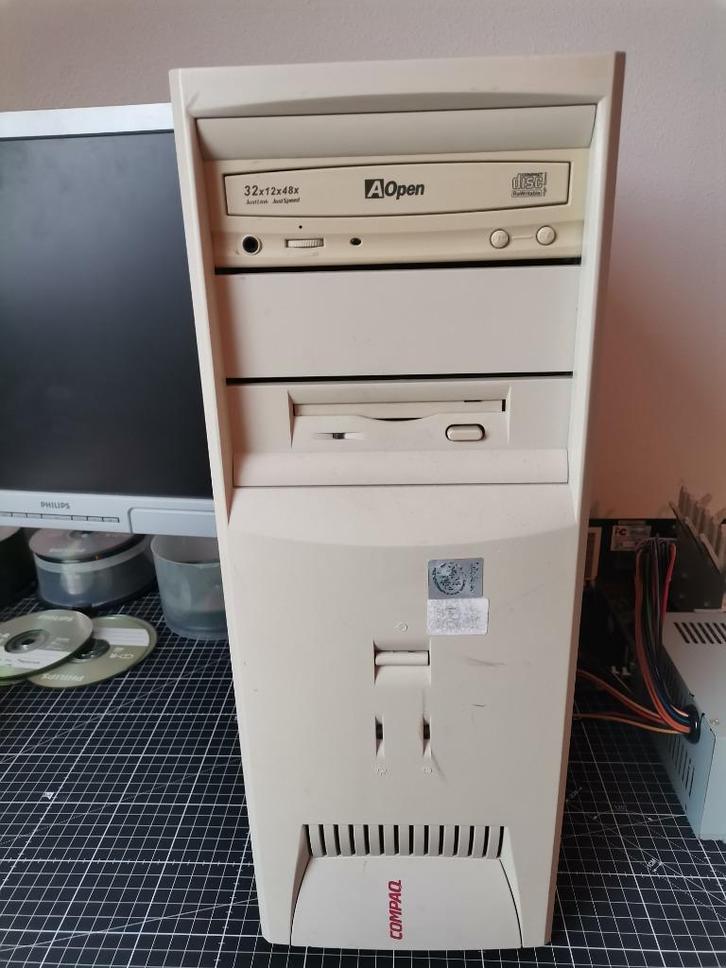 Compaq DeskPro 300A | Retro Pentium, Computers en Software, Vintage Computers, Ophalen of Verzenden