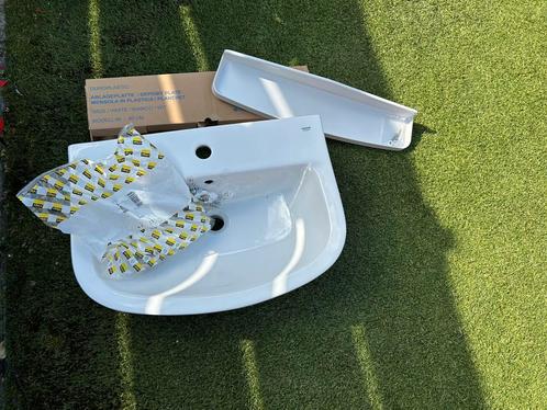 Nieuwe wasbak met plastic plate, Huis en Inrichting, Badkamer | Badkamermeubels, Nieuw, Wasbak of Wastafel, Minder dan 100 cm