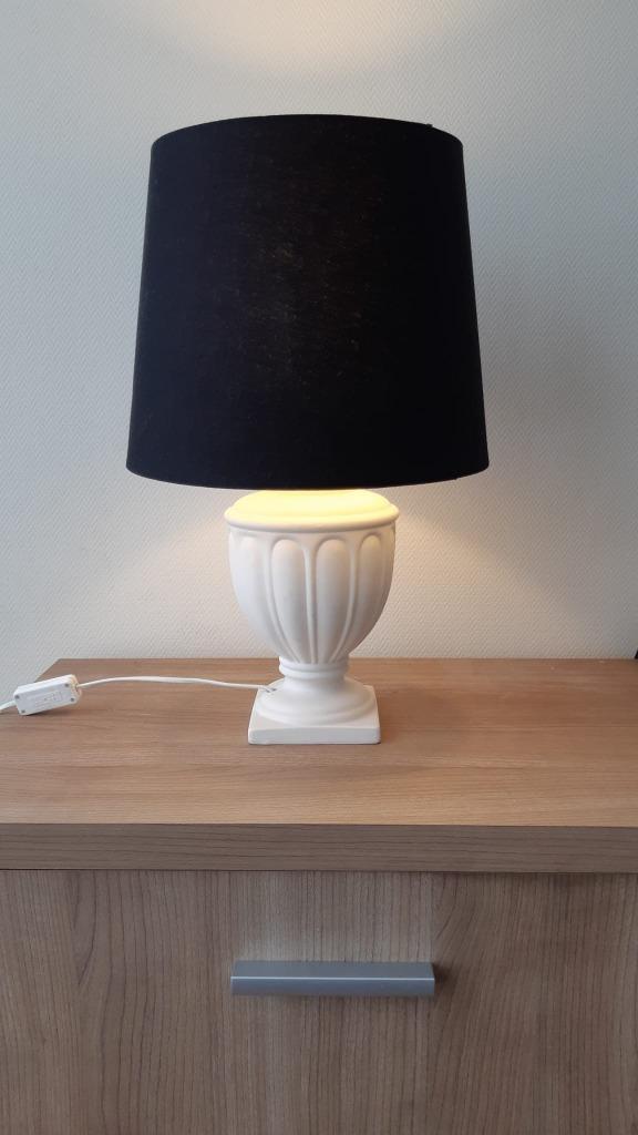 Prachtige staande schemerlamp   GRATIS, Huis en Inrichting, Lampen | Tafellampen, Gebruikt, 50 tot 75 cm, Overige materialen, Ophalen of Verzenden