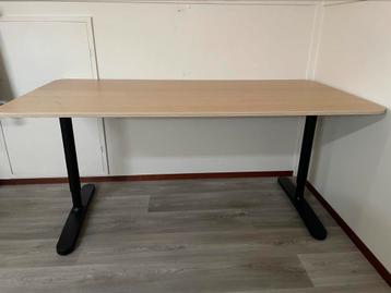 Bureau Verstelbaar in hoogte (geen schade)