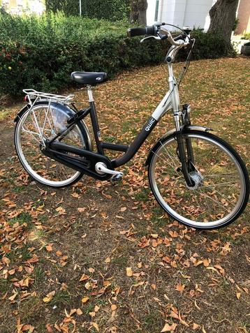 28 inch Mooie Qwic dames fiets beschikbaar voor biedingen