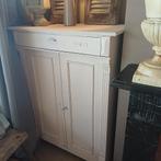 Mooie oude brocant franse Meidenkast kast krijtverf roze, Antiek en Kunst, Antiek | Meubels | Kasten, Ophalen