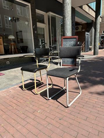 Gispen 213 stoelen, vintage Dutch design stoel beschikbaar voor biedingen