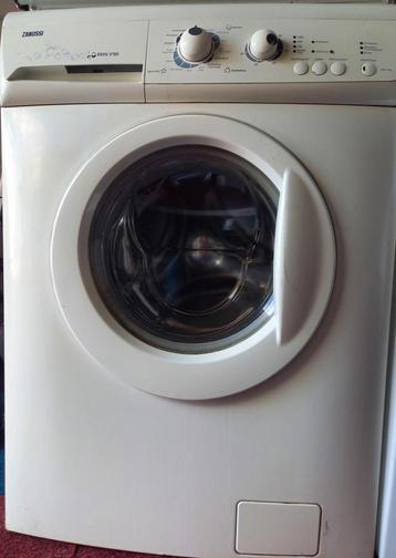 Nette zanussi  wasmachine €125,-
 beschikbaar voor biedingen