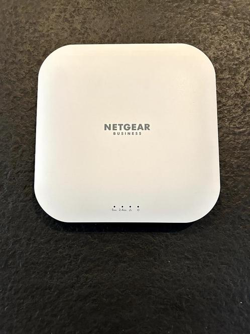 NETGEAR draadloos access point (WAX218), Computers en Software, Accesspoints, Zo goed als nieuw, Ophalen of Verzenden