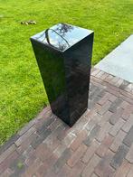 Massief Hardstenen zuil ( 25x25x75cm), Ophalen, Zo goed als nieuw