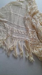 fijne omslagdoek/stol voor koele avonden 160x120cm driehoek, Ophalen of Verzenden, Nieuw, Haken, Naald