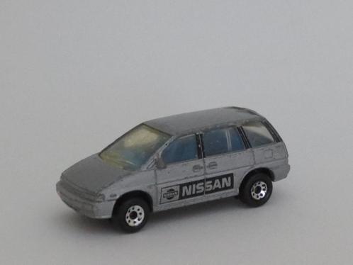 Grijze Nissan Prairie, Matchbox, 3inch, Hobby en Vrije tijd, Modelauto's | Overige schalen, Gebruikt, Auto, Ophalen of Verzenden