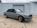 BMW e30 318is 1989 Grijs, Auto's, BMW, Achterwielaandrijving, Zwart, 4 cilinders, 1200 kg