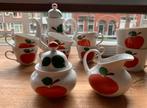 Vintage Seltmann Weiden Bavaria Rode appel porselein servies, Antiek en Kunst, Ophalen