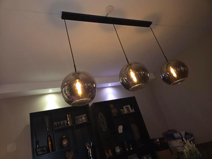Stijlvolle plafondlamp met rookglas bollen, Huis en Inrichting, Lampen | Hanglampen, Gebruikt, 75 cm of meer, Glas, Metaal, Ophalen
