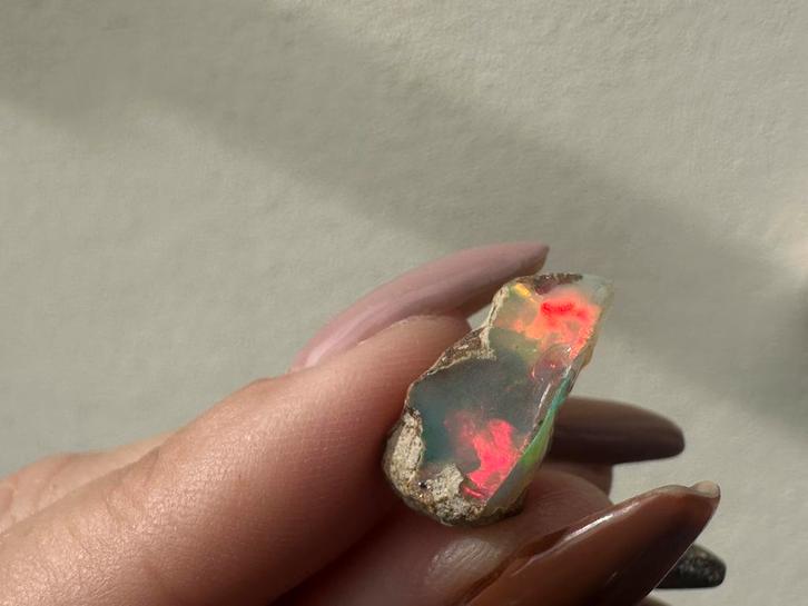 Waanzinnig mooie welo opaal | droog bewaren, Verzamelen, Mineralen en Fossielen, Mineraal, Ophalen of Verzenden