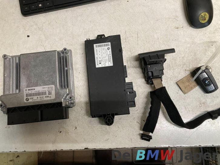 DDE module + Cas Module + sleutel BMW E8X E9X 20D 8512498, Auto-onderdelen, Elektronica en Kabels, BMW, Gebruikt, Ophalen of Verzenden