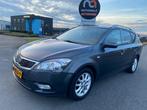 Kia Cee'd 2010 * 1.4 CVVT X-ecutive * APK * SPOT PRIJS !, Auto's, Voorwielaandrijving, Euro 5, Gebruikt, 4 cilinders