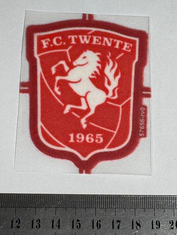 Originele clublogo embleem badge FC Twente 2022 beschikbaar voor biedingen