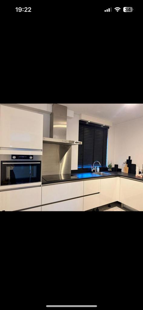 Bruynzeel keuken 4 jaar oud, Huis en Inrichting, Keuken | Complete keukens, Zo goed als nieuw, Wit, Greeploos, Ophalen