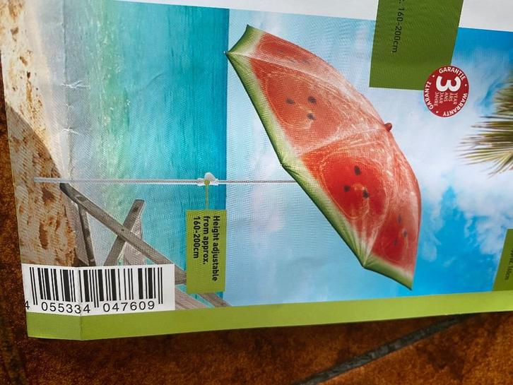 36 Parasols tekoop.  en 10  wasrekjes    en   96  plumo/s, Tuin en Terras, Parasols, Nieuw, Strandparasol, 1 tot 2 meter, Kantelbaar