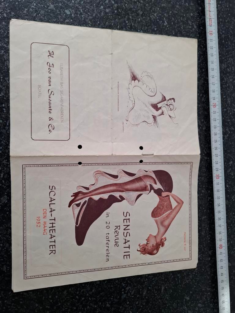 Sensatie revue 1952, Ophalen of Verzenden, Gebruikt
