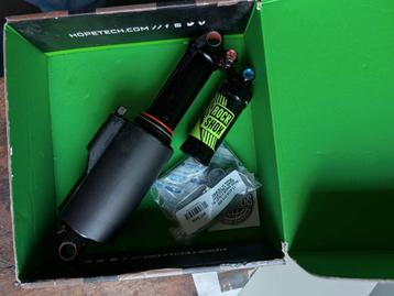 RockShox Vivid Air R2C shock beschikbaar voor biedingen