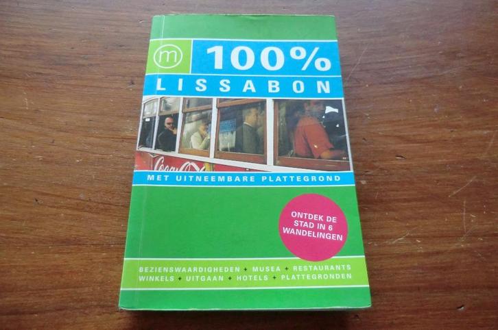 reisgids - Lissabon 100% - momedia (2009) / Portugal, Boeken, Reisgidsen, Gelezen, Reisgids of -boek, Europa, Ophalen of Verzenden