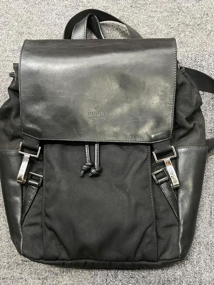 Gucci Dames Rugtas - Origineel, Sieraden, Tassen en Uiterlijk, Tassen | Rugtassen, Gebruikt, Overige merken, 25 tot 40 cm, 30 tot 45 cm