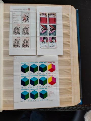 Kinderpostzegels  beschikbaar voor biedingen