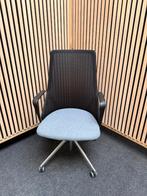 Tweedehands Bèta BE22 vergaderstoel, Ophalen, Gebruikt, Blauw, Stof