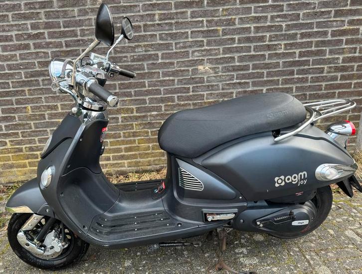 AGM Joy 2013, Fietsen en Brommers, Scooters | Overige merken, Gebruikt, Maximaal 45 km/u, Benzine, Ophalen