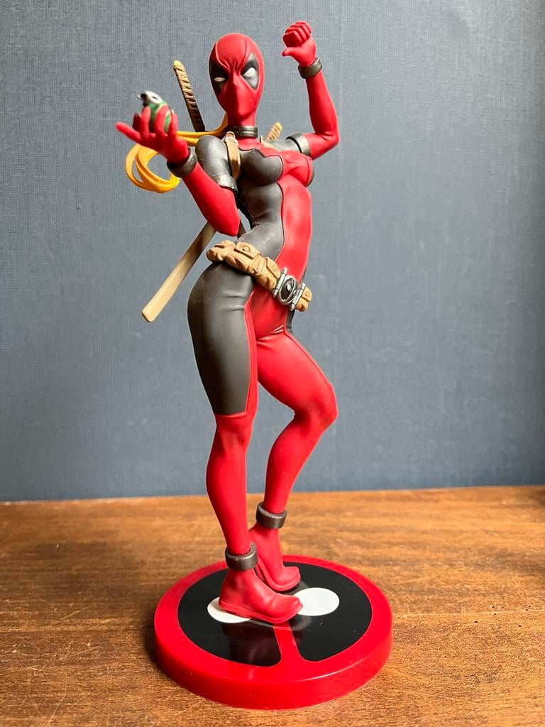 Deadpool Lady figuur Marvel, Ophalen of Verzenden, Zo goed als nieuw