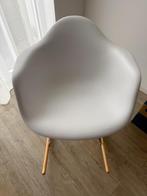 RAR Eames Design schommelstoel, Huis en Inrichting, Stoelen, Ophalen, Wit, Design, Zo goed als nieuw