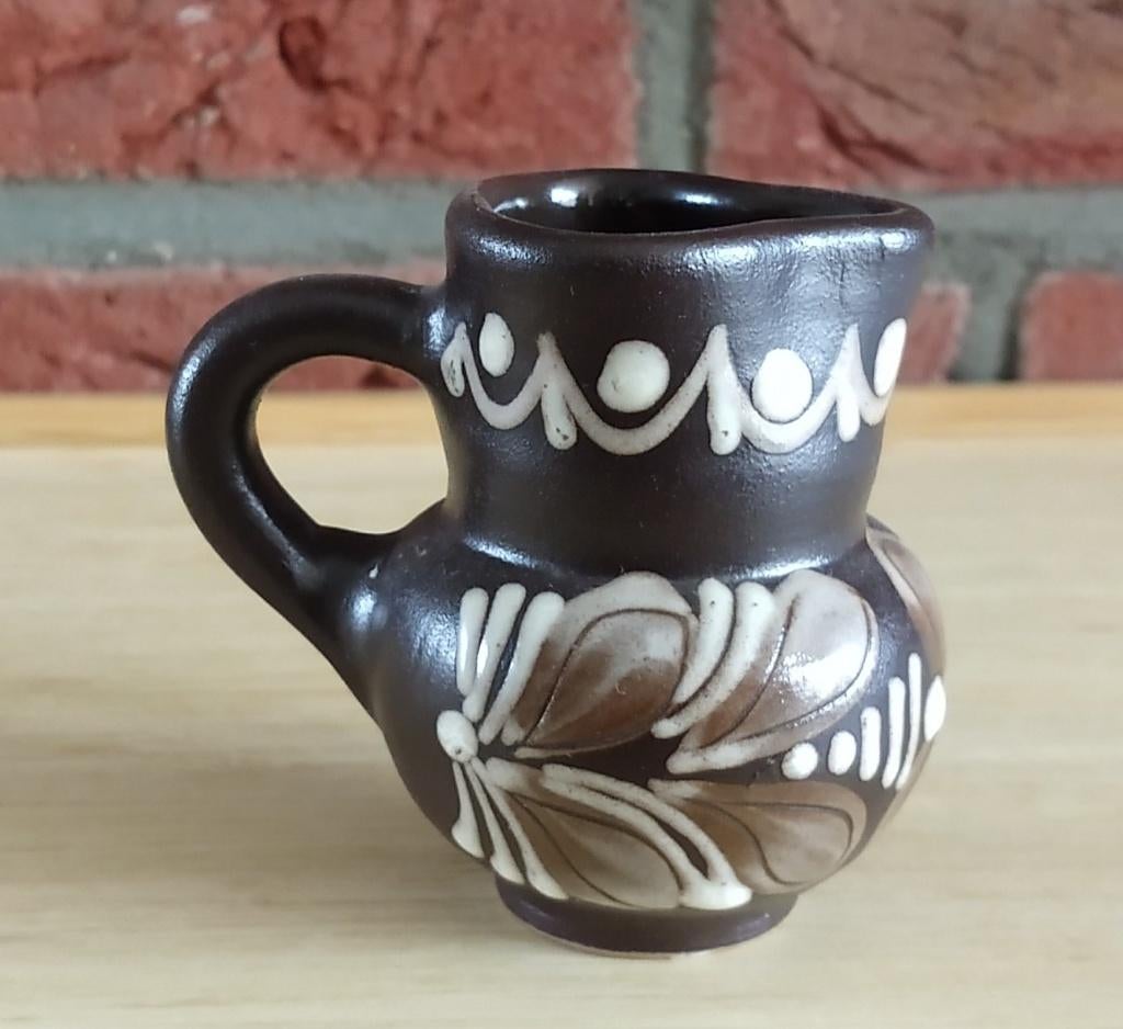 miniatuur Hongaars kruikje, volgnr 69, Antiek en Kunst, Ophalen of Verzenden