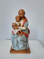 Maria met Jezus., Ophalen